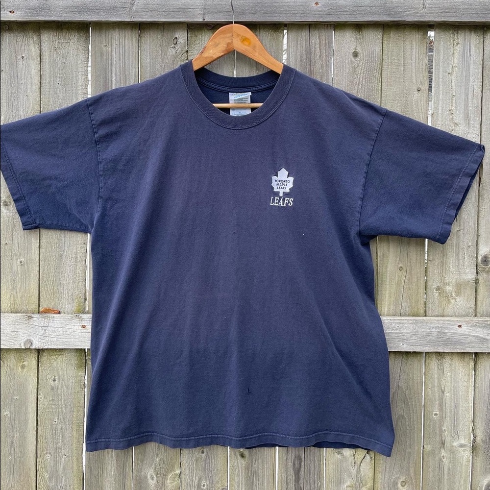 SOLD🔥Vintage TORONTO MAPLE LEAFS Embroidered Tee, Size XL
